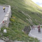 rowerzyści na trasie - teneryfa: zero gravity bike